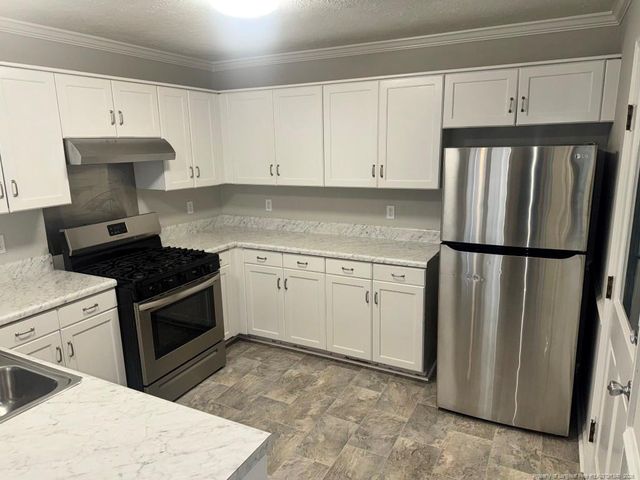7495 Elkhorn Drive, Fayetteville, NC 28314