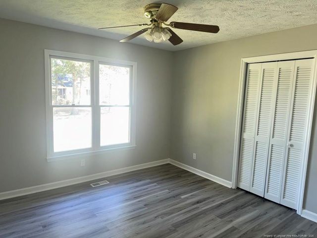 7495 Elkhorn Drive, Fayetteville, NC 28314
