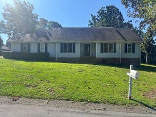 7495 Elkhorn Drive, Fayetteville, NC 28314
