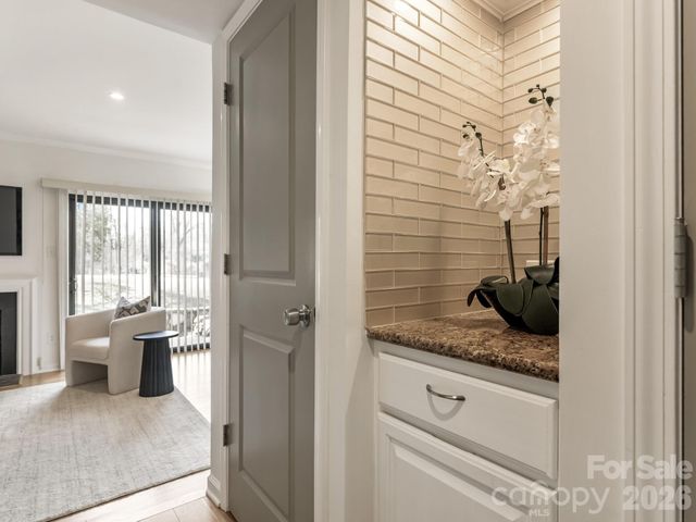 3760 Winding Creek Lane, Charlotte, NC 28226