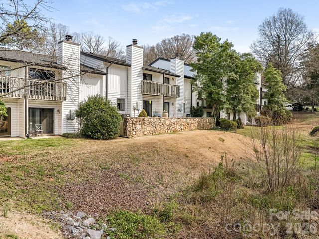 3760 Winding Creek Lane, Charlotte, NC 28226