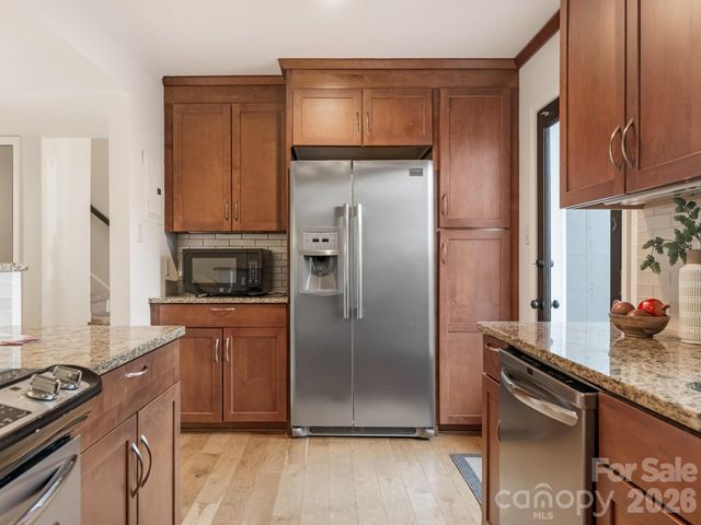 3760 Winding Creek Lane, Charlotte, NC 28226