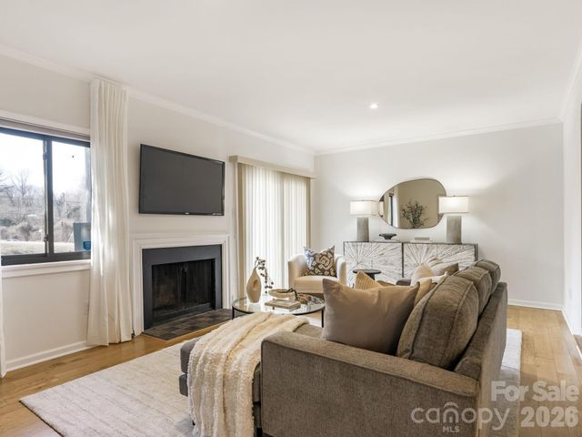 3760 Winding Creek Lane, Charlotte, NC 28226