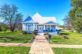 902 W 12th Street, Cisco, TX 76437