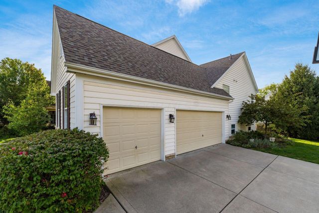 218 Blue Jacket Circle, Pickerington, OH 43147