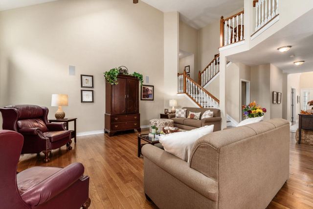 218 Blue Jacket Circle, Pickerington, OH 43147