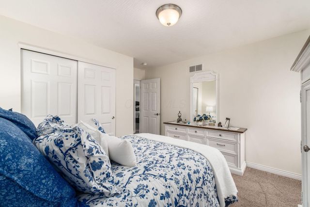 218 Blue Jacket Circle, Pickerington, OH 43147