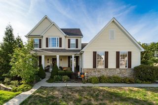 218 Blue Jacket Circle, Pickerington, OH 43147