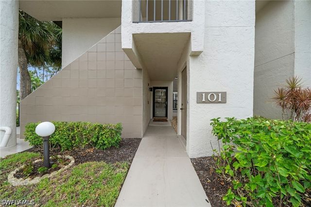 14790 Eagle Ridge DR 101, Fort Myers, FL 33912