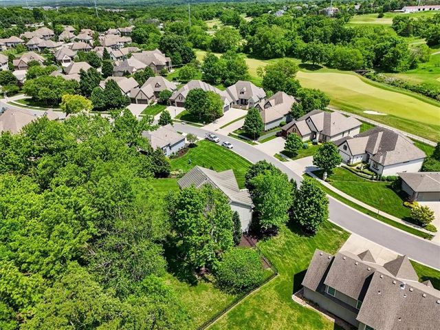 15230 Fontana Street, Leawood, KS 66224
