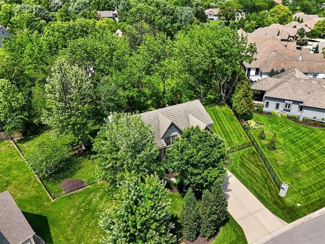 15230 Fontana Street, Leawood, KS 66224