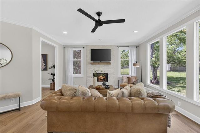 15230 Fontana Street, Leawood, KS 66224
