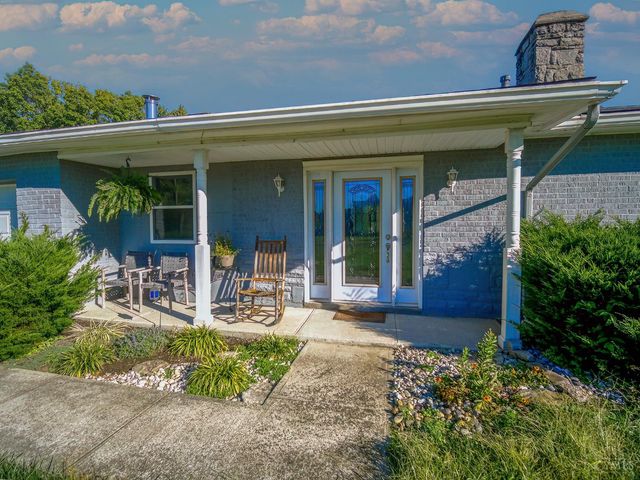 504 Boots Lane, Miami Twp, OH 45140