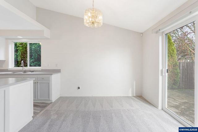 4810 Bonanza Dr NE, Salem, OR 97305