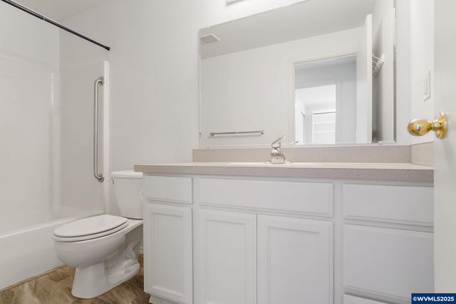 4810 Bonanza Dr NE, Salem, OR 97305