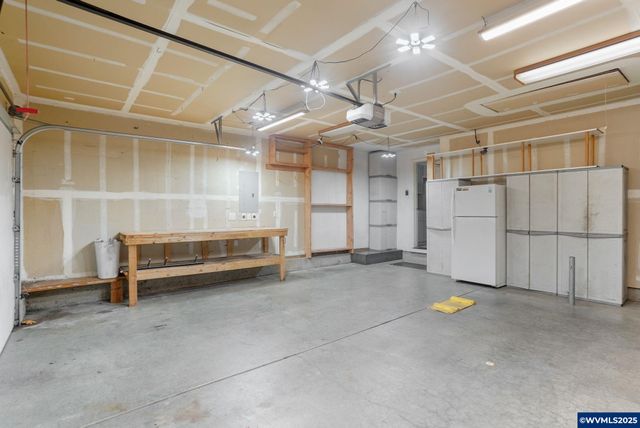 4810 Bonanza Dr NE, Salem, OR 97305