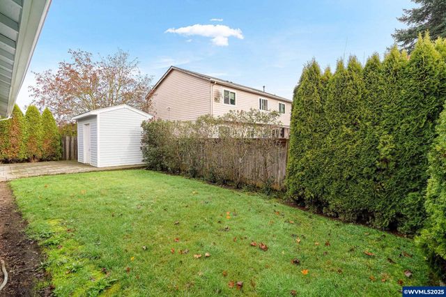 4810 Bonanza Dr NE, Salem, OR 97305