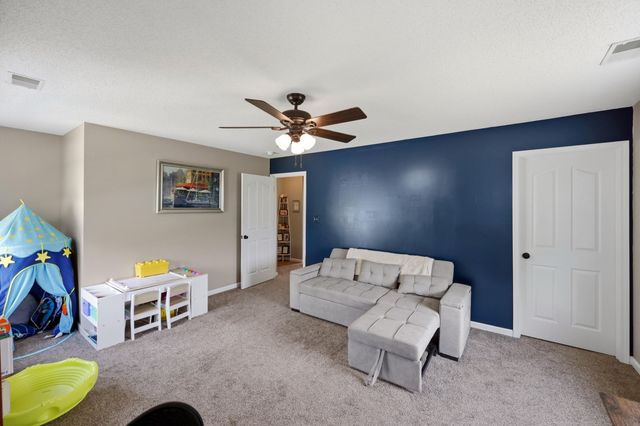 110 SADDLE BROOK Circle, Berea, KY 40403