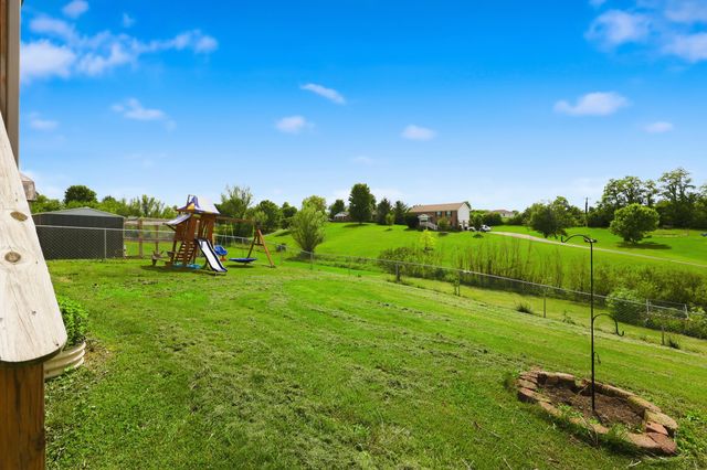 110 SADDLE BROOK Circle, Berea, KY 40403