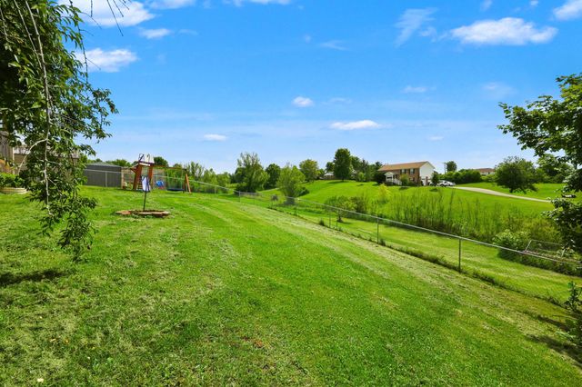 110 SADDLE BROOK Circle, Berea, KY 40403