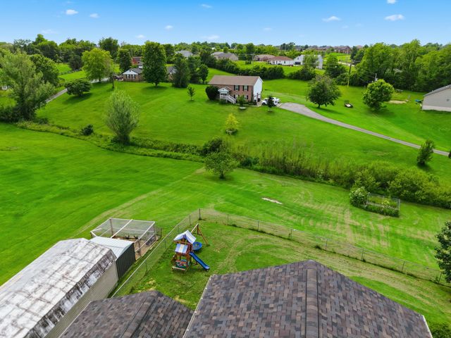 110 SADDLE BROOK Circle, Berea, KY 40403