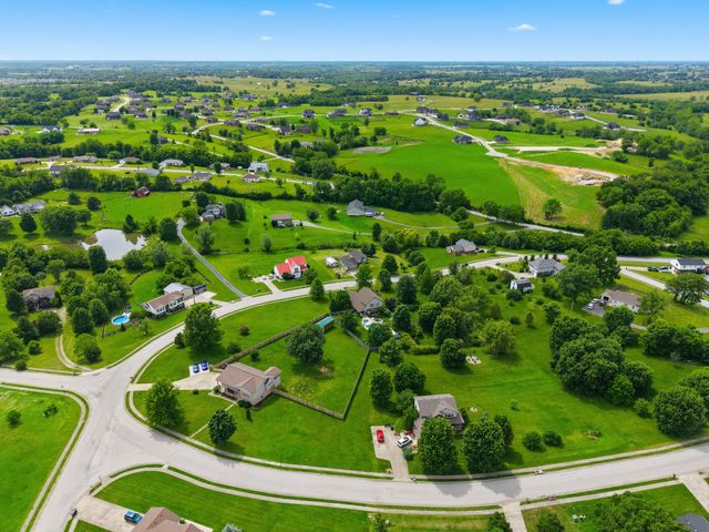 110 SADDLE BROOK Circle, Berea, KY 40403