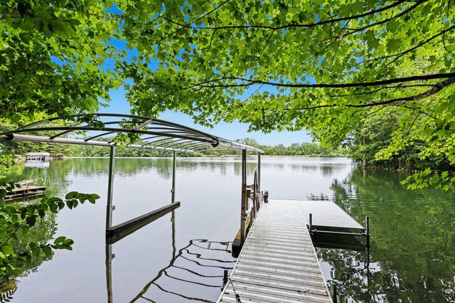 337 Horseshoe Court, Plainwell, MI 49080
