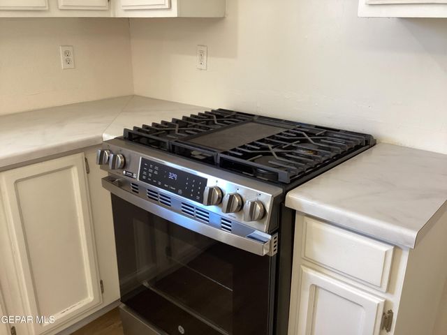 12472 SOMBRA FUERTE Drive, El Paso, TX 79938