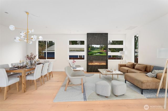 17526 Fremont Avenue N, Shoreline, WA 98133