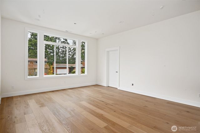 17526 Fremont Avenue N, Shoreline, WA 98133