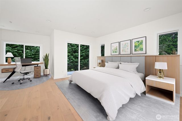 17526 Fremont Avenue N, Shoreline, WA 98133