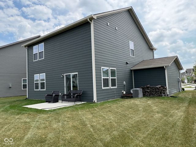 15729 Winnower Drive, Noblesville, IN 46060