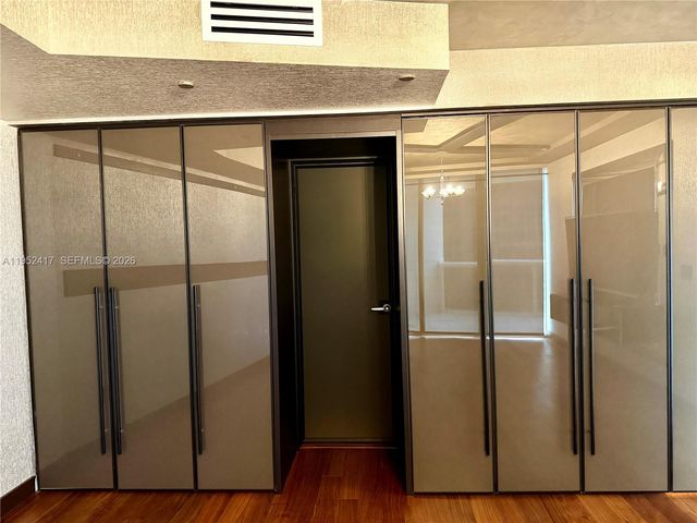 17201 Collins Ave+den 1403 1403, Sunny Isles Beach, FL 33160