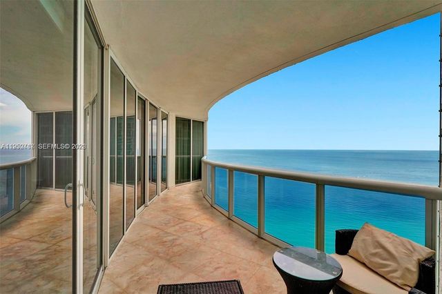 17201 Collins Ave+den 1403 1403, Sunny Isles Beach, FL 33160