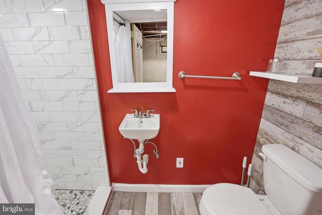 303 OSBORNE RD, Wilmington, DE 19804