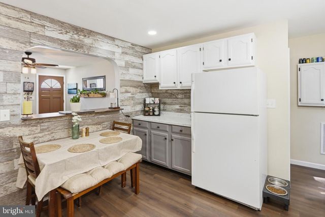 303 OSBORNE RD, Wilmington, DE 19804