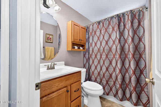 1007 Parkstown Ext, Wilder, TN 38589