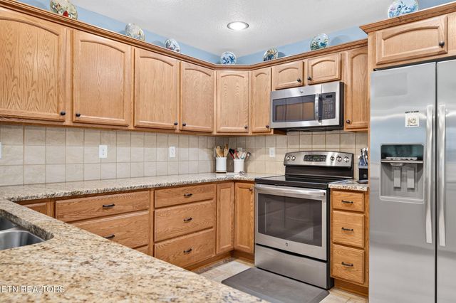 1007 Parkstown Ext, Wilder, TN 38589