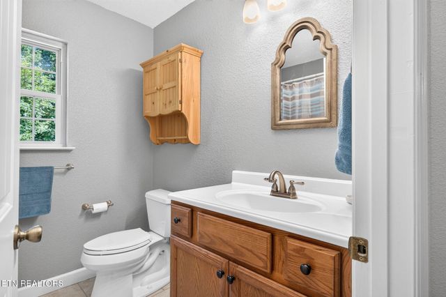 1007 Parkstown Ext, Wilder, TN 38589