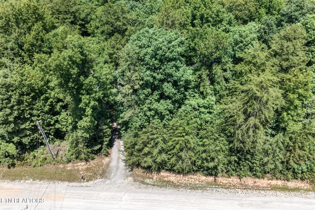 1007 Parkstown Ext, Wilder, TN 38589