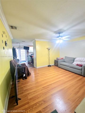 5330 NW 182nd St, Miami Gardens, FL 33055