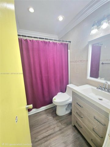 5330 NW 182nd St, Miami Gardens, FL 33055