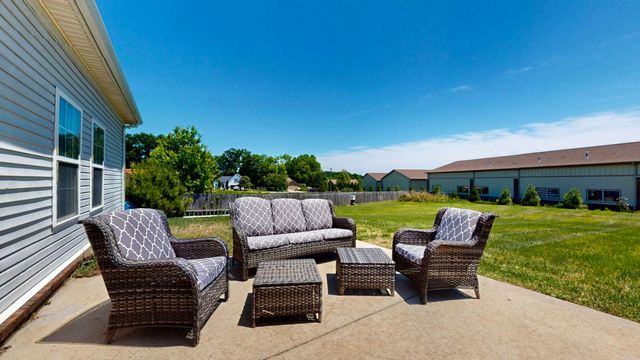 3006 Ping Ct, Spring Hill, TN 37174