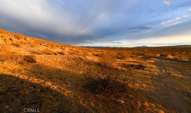 58459 Starlight Mesa Road, Yucca Valley, CA 92284