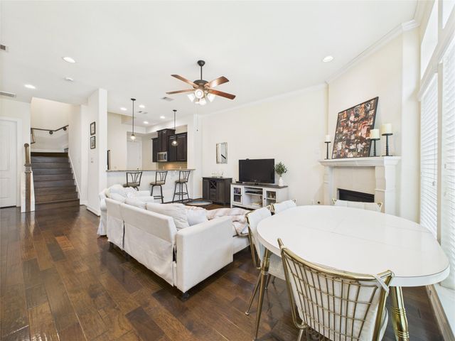 22 Tassia Lane, Pasadena, TX 77058