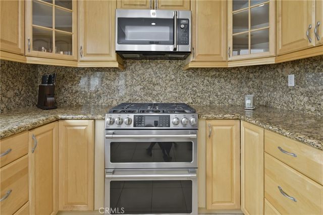 6369 Nestle, Los Angeles, CA 91335