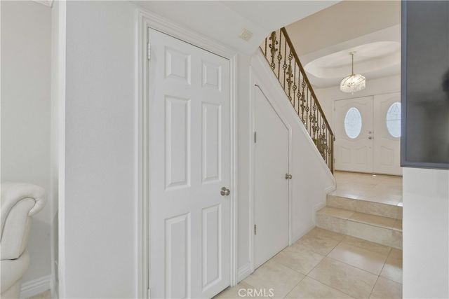 6369 Nestle, Los Angeles, CA 91335