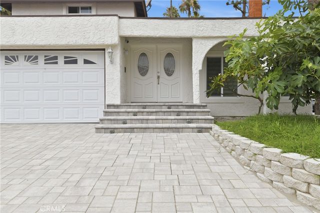 6369 Nestle, Los Angeles, CA 91335