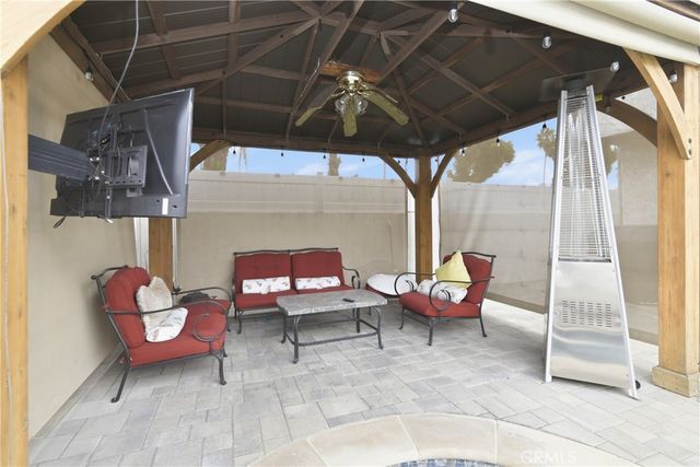 6369 Nestle, Los Angeles, CA 91335