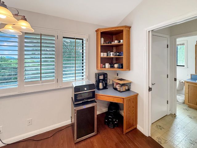 18566 Song Sparrow Ct, Penn Valley, CA 95946